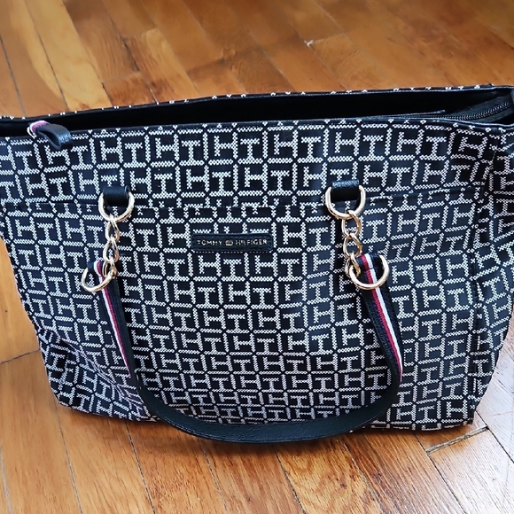 Tommy Hilfiger Monogram Black and White Tote - Picture 1 of 4